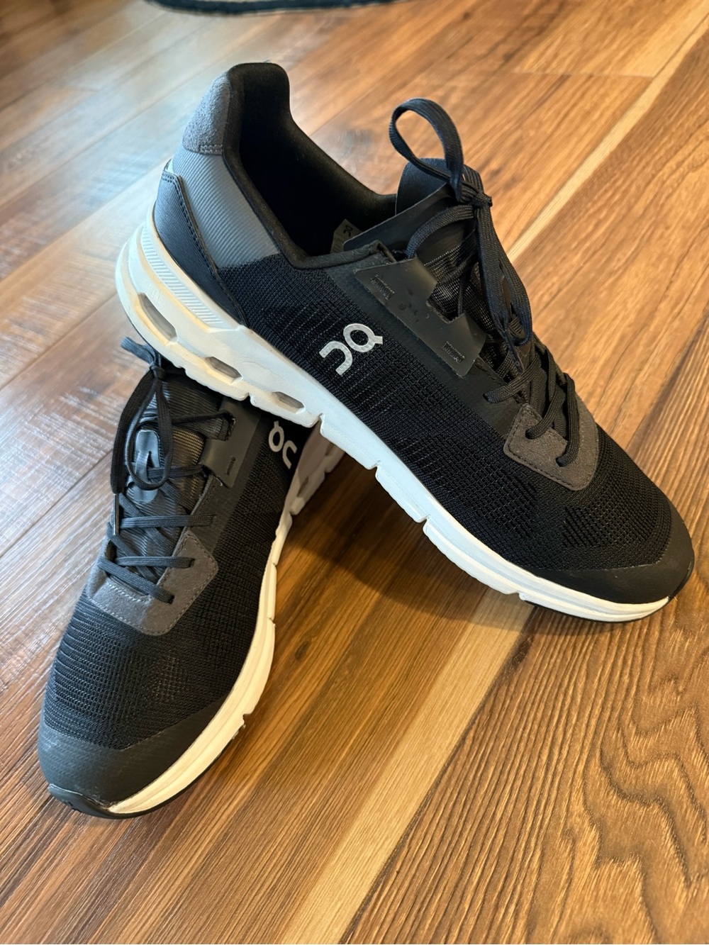 On Running Black and White Men's Athletic Running Shoes